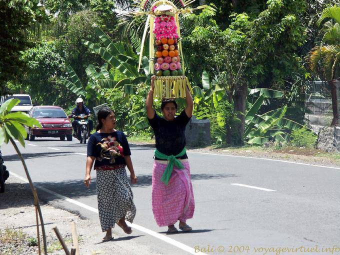 Port d'offrandes en étage, Bali Kapal A