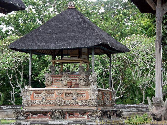 Pequeño templo Mengwi Taman Ayun - Bali