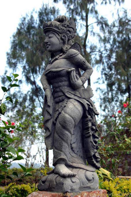 Statue de déesse, Puncak Penulisan Templo Bali  