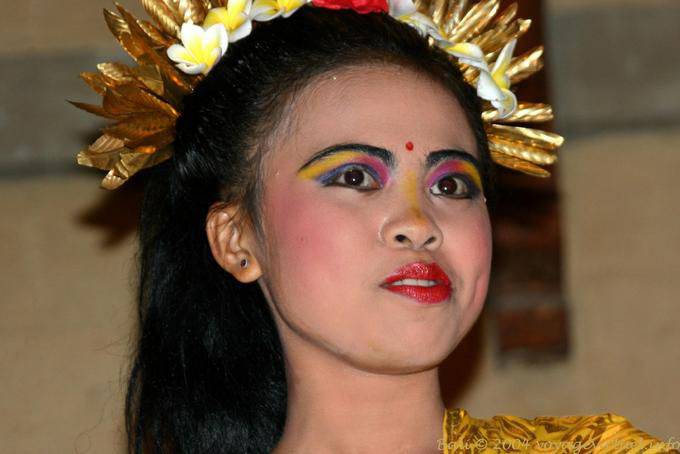 Maquillaje para fiestas, danza balinesa Ramayana danza - Bali