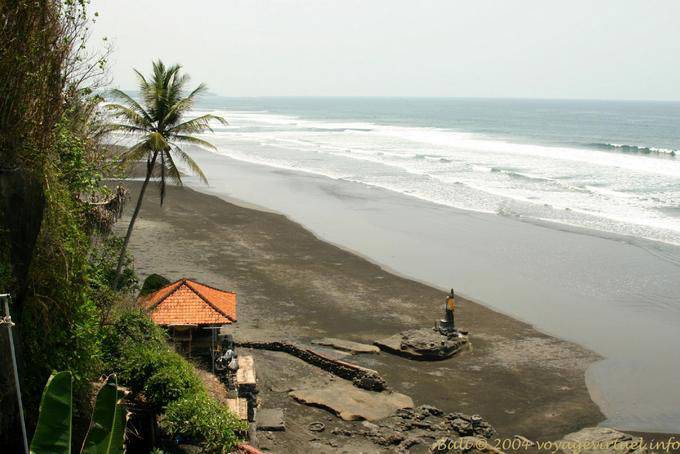 Frente al Océano Índico, Rambut Siwi - Bali