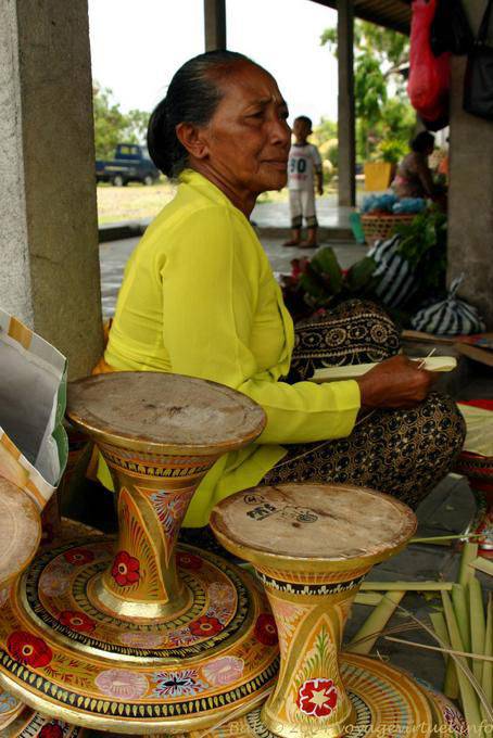 Retrato de dependienta, Rambut Siwi - Bali