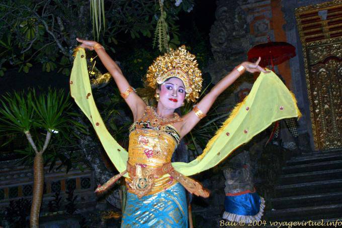 Una danza Legong posturas, Ubud - Bali