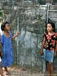 Explicación de las pequeñas guías Maduwe Karang, Bali.
