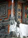 Estatuas drapeados Kehen, Bali.