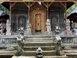 Finamente templo hecho a mano, Pura Kehen, Bali.