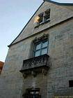 Besançon, detalle de la fachada en el distrito de Madeleine, Francia.