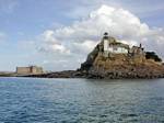 Ile Louet y el castillo de Tauro, Bretaña, Francia.