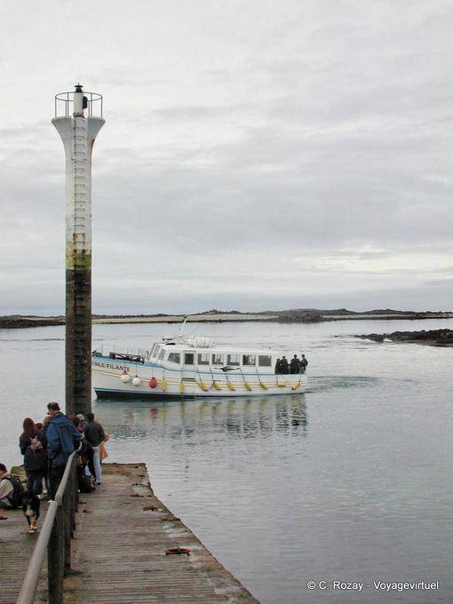 La estrella en el extremo del muelle, Roscoff, Bretaña - Francia
