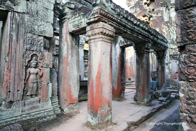 Columnas cuadradas, Preah Khan, Angkor, Camboya