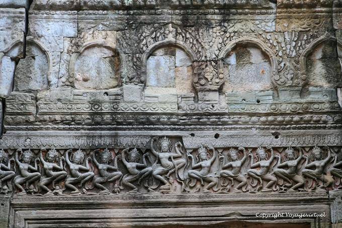 Friso de bailarines, Preah Khan, Angkor, Camboya
