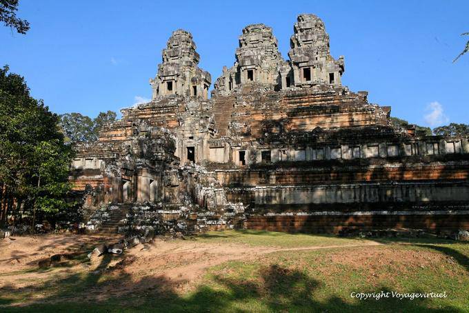 Templo de montaña Ta Keo 50 metros de altura, Angkor, Camboya