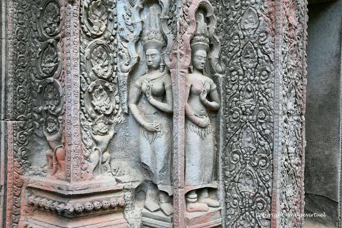 Devatas talladas Ta Prohm-, Angkor, Camboya