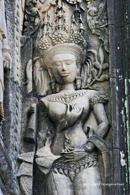 Devatā hermosos labios rosados, Thommanon, Angkor, Camboya