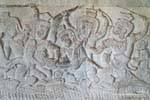 ¡Ay del fragmento guerrero vencido en relieve, Angkor Wat, Camboya.