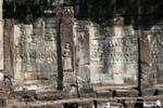 Galería esculpidos bajorrelieves Bayon, Angkor Thom, Camboya.