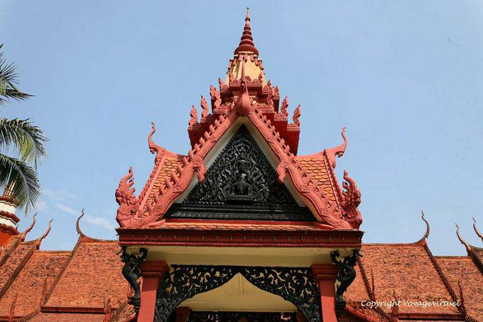 Trabajo Ornamentación de artistas camboyanos, Museo Nacional de Phnom Penh - Camboya