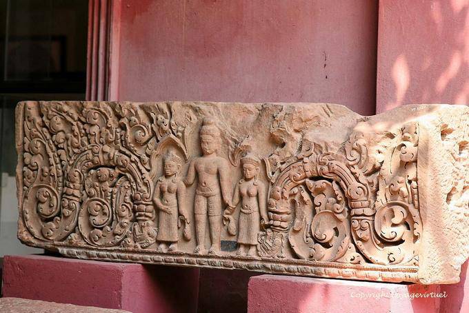 Dintel estilo Baphuon de Kampong Thom, Phnom Penh Museo - Camboya