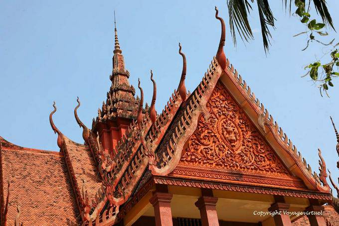 Los techos tallados del Museo Nacional de Phnom Penh - Camboya