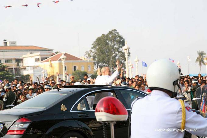 Saludos desde el rey de Camboya, Norodom Sihamoni, Phnom Penh - Camboya