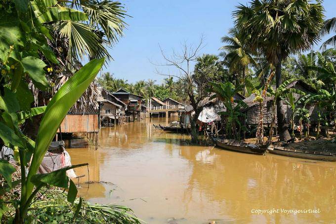 A lo largo del río Siem Reap - Camboya