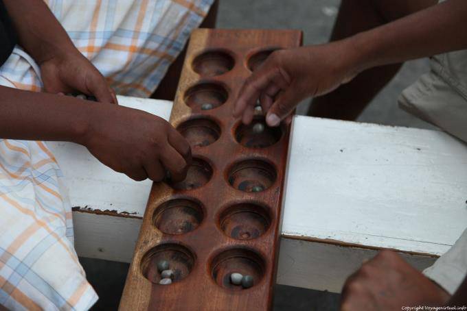 Fogo, São Filipe juego Awale - Cabo Verde