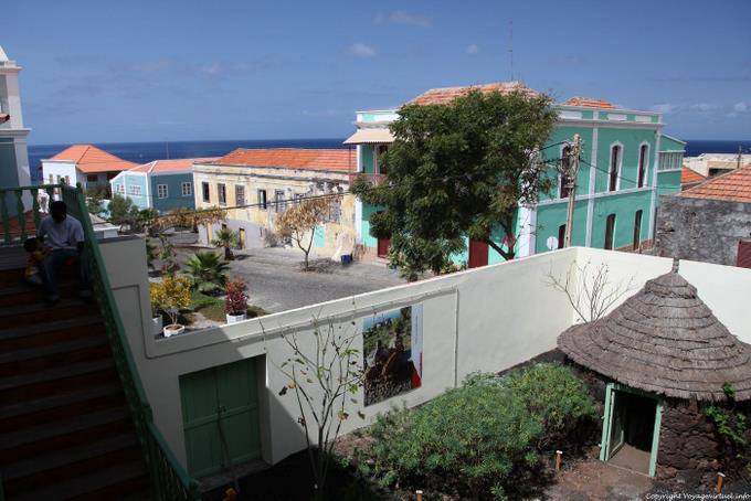 Fogo, São Filipe, mira desde el museo - Cabo Verde