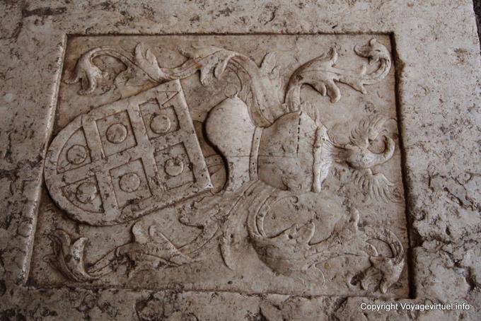 Santiago, Cidade Velha Igreja do NS Tombstone armas Rosario - Cabo Verde