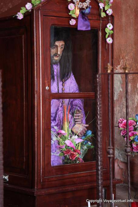 Santiago, Cidade Velha Igreja NS do Rosario Jesús bloqueado - Cabo Verde