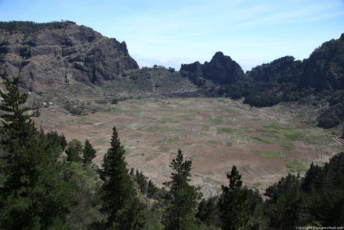 Santo Antão, Cova, volcán cultivada - Cabo Verde