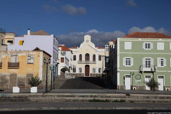 São Vicente, praca Aurelio Gonçalves, edificio oficial, Mindelo - Cabo Verde