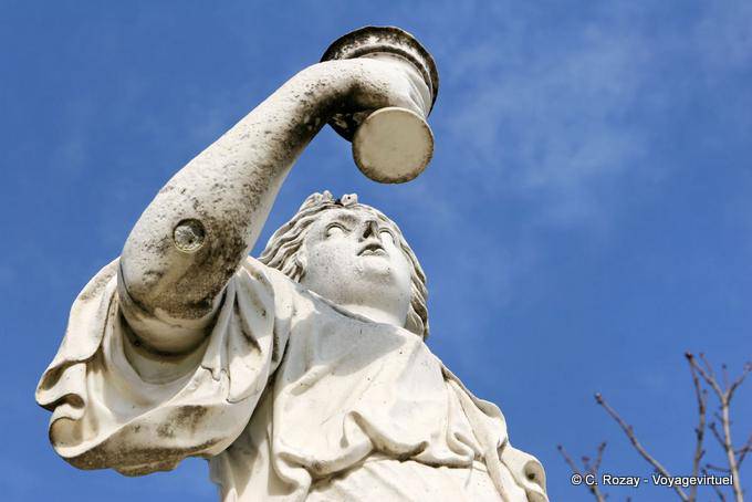 Estatua de Artemise Versalles