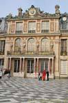 Reloj y apartamentos de la buhardilla en Versalles