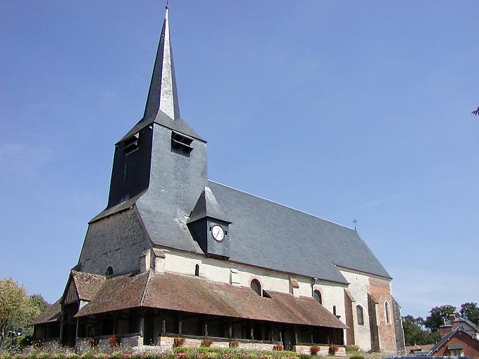 Iglesia en Sologne, Francia.