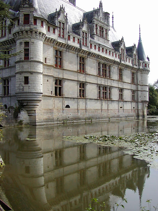 Side en Indre, Castillo de Azay-le-Rideau, Francia.