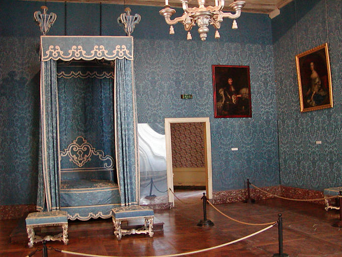 Dormitorio de la reina, el Castillo de Chambord, Francia.