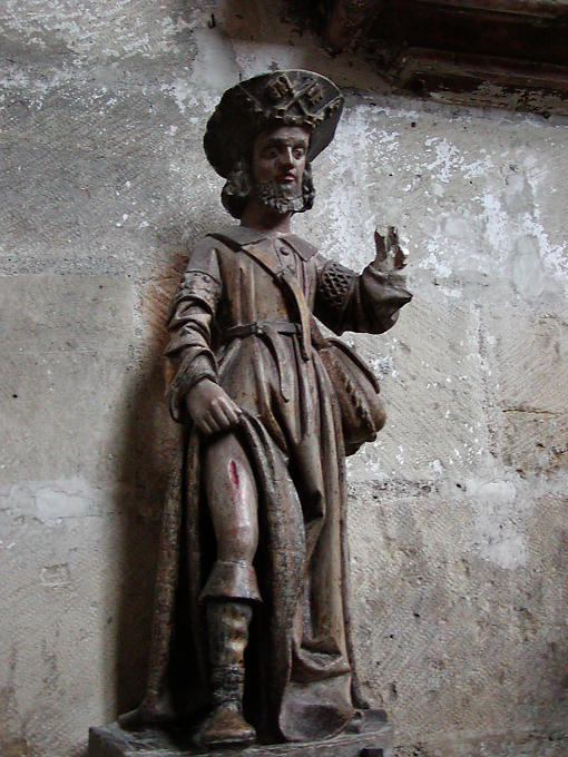 Clamecy Estatua en el camino a Compostela, Francia.
