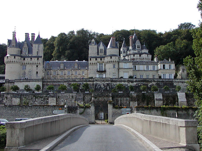 Puente sobre el Indre, Château d'Ussé, Francia.