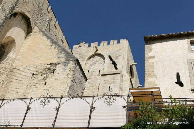 Tour Saint-Laurent, Palacio de los Papas, Avignon, Provence, Francia