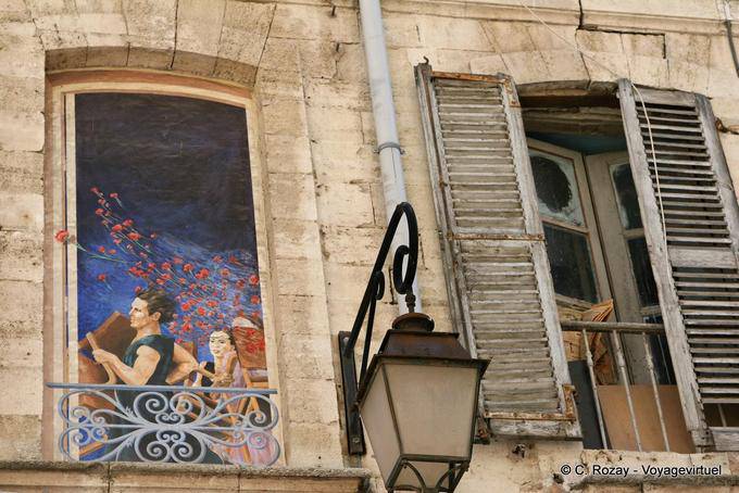 Pintado por Dominique Durand y Marion Pochy, trompe l'oeil Avignon, Provence, Francia