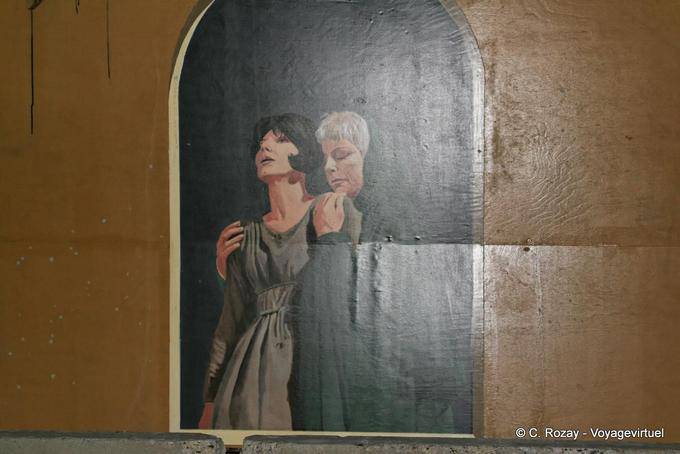 Pared pintada representando una escena en el teatro, Aviñón, Provence, Francia