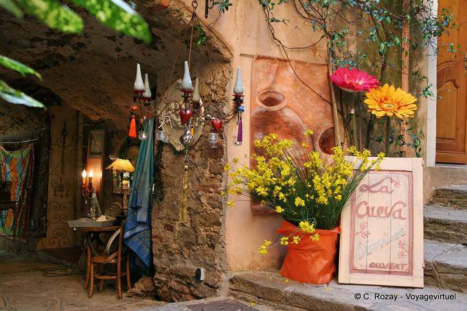 La Cueva les-Mimosas Bormes-, Provence, Francia
