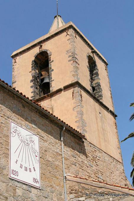 Grimaud, reloj de sol Iglesia de San Miguel, Provence, Francia