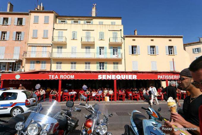 Saint-Tropez, fachada Chez Senequier, Provence, Francia