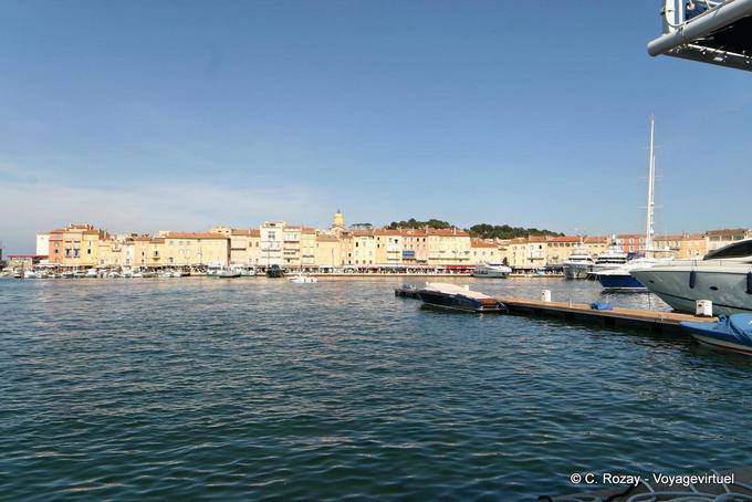 Saint Tropez península y muelle Epi llevando visto, Provence, Francia