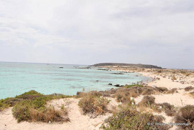 Caminar en la península Elafonissi - Creta, Grecia