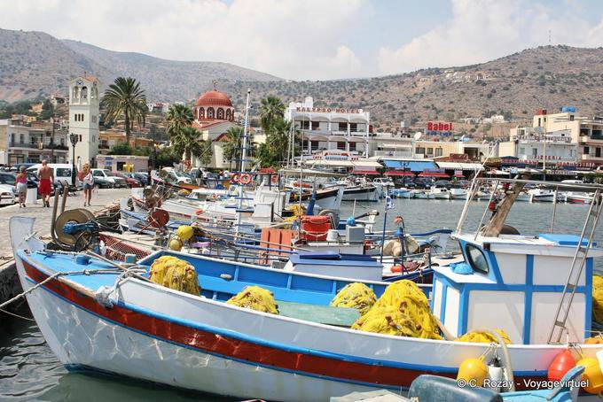 Elounda, pasear por el puerto - Creta, Grecia