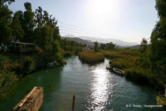 Pequeño río a pescar, Georgioupoli - Creta, Grecia