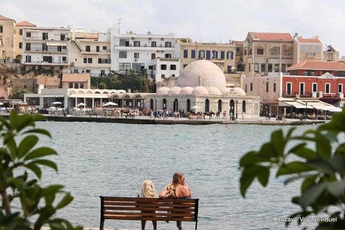 Otra vista de la Mezquita Yiali Tzami, Chania - Creta, Grecia