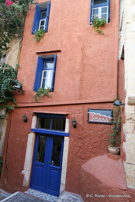 Skala, armonía de colores en casa, Chania - Creta, Grecia